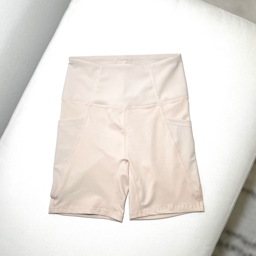 Allfenix Ribbed Clay 5.5” Bike Short in Size XS